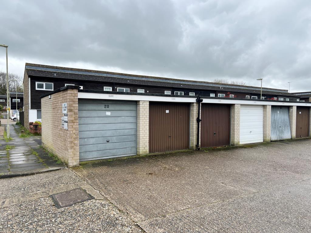 Lot: 105 - THREE VACANT FREEHOLD GARAGES - General view of garages